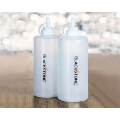 Blackstone Griddle 5-Piece Professional Grade Griddle Tool Kit (Two Liquid Dispensers, Two Spatulas, Scraper, And Cookbook) -BBQ Haven Shop Blackstone Griddle Toolkit liquid dispensers