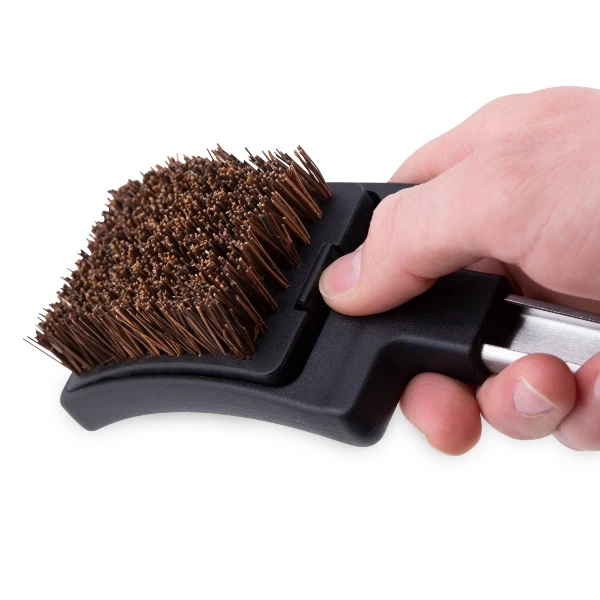 Broil King Baron Palmyra Wood Grill Brush Tool With Replacement Head 2 Broil King Baron Palmyra Wood Grill Brush Tool With Replacement Head - Image 2