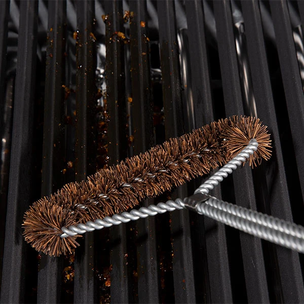 Broil King Tri-Head Twisted Pamlyra Grill Brush Tool 4 Broil King Tri-Head Twisted Pamlyra Grill Brush Tool - Image 4