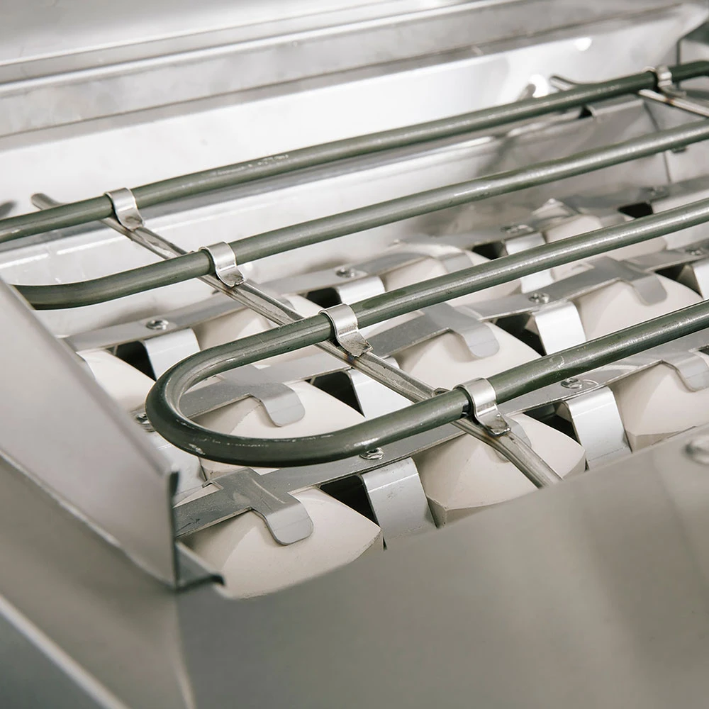 Coyote 18-Inch 120v Freestanding Electric Grill 6 Coyote 18-Inch 120v Freestanding Electric Grill - Image 6