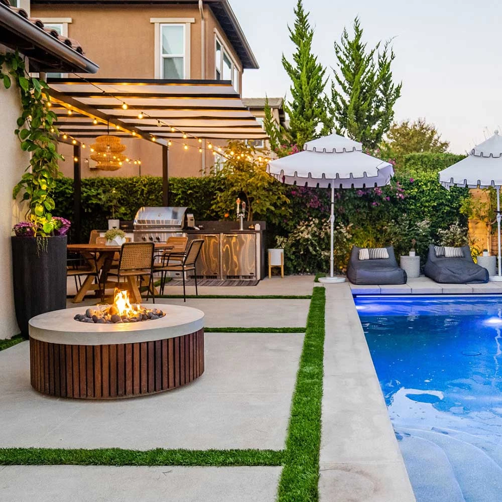 Prism Hardscapes Hampton 48-Inch Round 65,000 BTU Propane Gas Fire Pit Bowl - Natural 2 Prism Hardscapes Hampton 48-Inch Round 65,000 BTU Propane Gas Fire Pit Bowl - Natural - Image 2