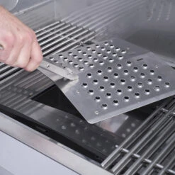 Memphis Grills Genie Multi-Tool -BBQ Haven Shop Memphis Grills Genie Multi Tool VG1594 Being Used