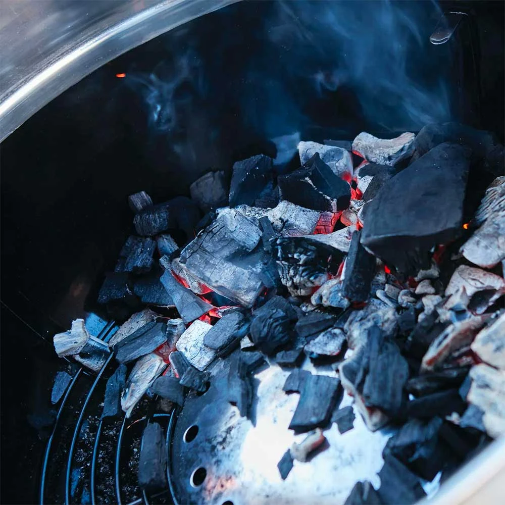 Napoleon PRO 22-Inch Charcoal Kettle Grill 8 Napoleon PRO 22-Inch Charcoal Kettle Grill - Image 8