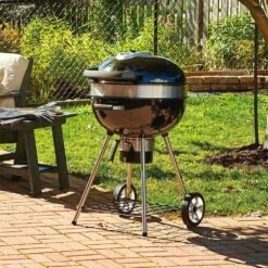 Napoleon PRO 22-Inch Charcoal Kettle Grill 19 Napoleon PRO 22-Inch Charcoal Kettle Grill -BBQ Haven Shop Napoleon PRO Charcoal lifestyle view
