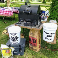 Oklahoma Joe's 17-Inch Rambler Tabletop Charcoal Grill 8 Oklahoma Joe's 17-Inch Rambler Tabletop Charcoal Grill -BBQ Haven Shop Oklahoma Joes 17 Inch Rambler Tabletop Charcoal Grill 19402088 Lifestyle