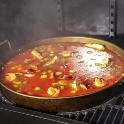 Oklahoma Joe's 19-inch Carbon Steel Deep Dish Pan -BBQ Haven Shop Oklahoma Joes 19 inch Carbon Steel Deep Dish Pan 1996978P04 Lifestyle