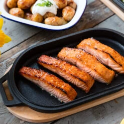 Ooni Cast Iron Sizzler Pan -BBQ Haven Shop Ooni Cast Iron Sizzler Pan UU P08C00 Salmon