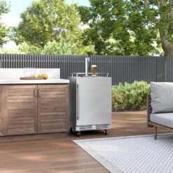 Zephyr Presrv 24-Inch 6 Cu. Ft. Reversible-Hinged Outdoor Rated Triple Tap Kegerator With Locking Door -BBQ Haven Shop PRKB24C01AS OD environment freestanding 2