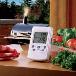 Primo Digital Remote Wireless Thermometer -BBQ Haven Shop Primo Digital Remote Wireless Thermometer 339 Lifestyle