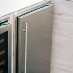 Summerset Grills 24-Inch 5.3 Cu. Ft. Capacity Outdoor Rated Refrigerator With Locking Door & Towel Bar Handle - Right Hinge -BBQ Haven Shop Summerset Grills SSRFR 24S 24 Inch 5 3 Cu Ft Capacity Stainless Steel Outdoor Rated Refrigerator with Locking Door Towel Bar Handle Right Hinge Lifestyle